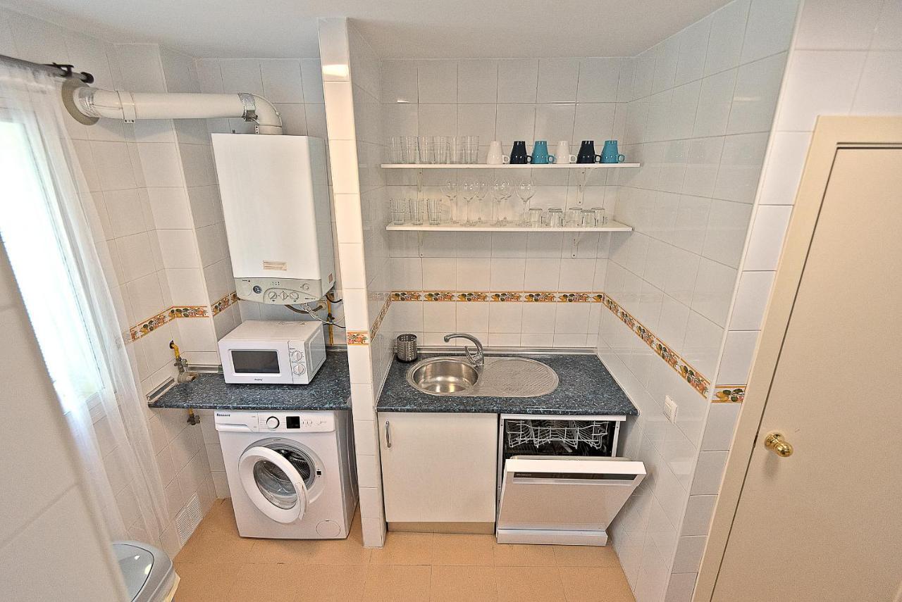 On Beach Deluxe Apartment With Pools And Own Garden 엘푸에르토데산타마리아 외부 사진