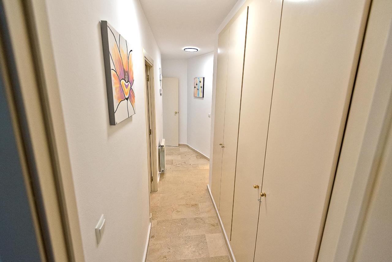 On Beach Deluxe Apartment With Pools And Own Garden 엘푸에르토데산타마리아 외부 사진