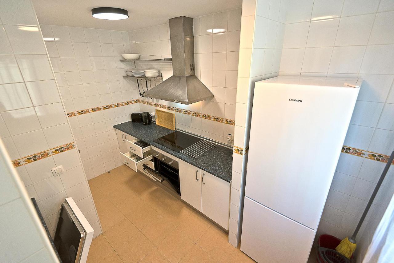 On Beach Deluxe Apartment With Pools And Own Garden 엘푸에르토데산타마리아 외부 사진