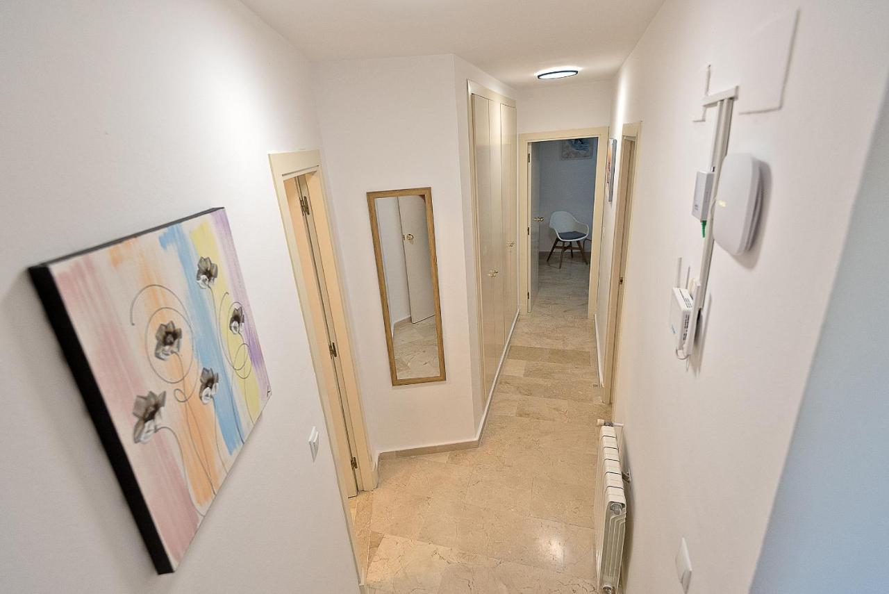 On Beach Deluxe Apartment With Pools And Own Garden 엘푸에르토데산타마리아 외부 사진